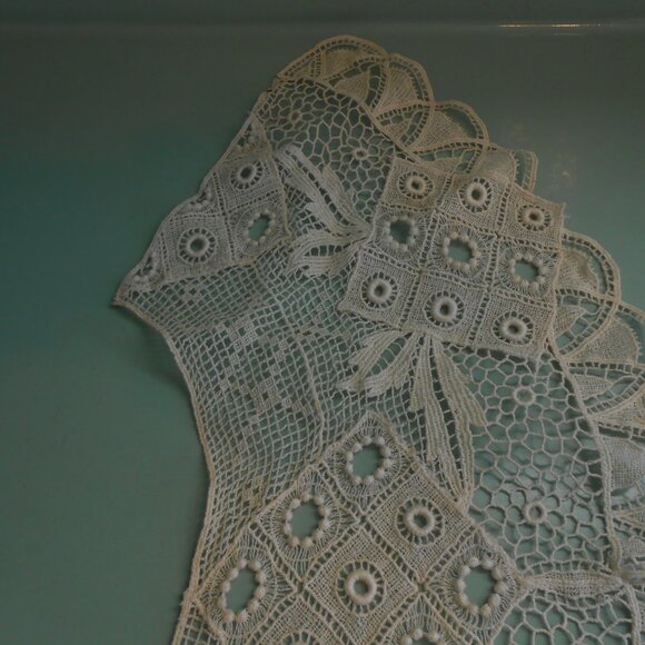 Vintage Ivory Lace Collar & Beaded Neck Collar Dress Sweater Accessory - Picture 4 of 11